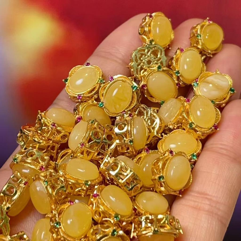 5Pcs, Energy Natural Stone Pendant with Gold Trim Accents, Stylish Handcrafted Yellow Gemstone Charms for DIY Necklace Accessories, Jewelry Making