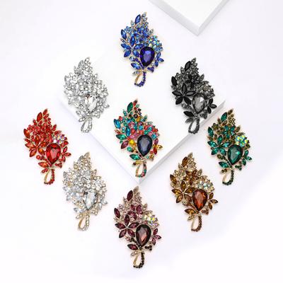 Högkvalitativ legering Full Diamant Stor Glasbrosch Utsökt Retro Damkläder Korsage Smyckesnål