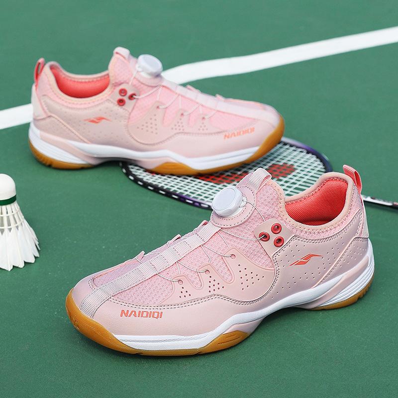 New Badminton Shoes Male and Female Students Breathable Sports Shoes Professional Shock Absorption Volleyball Shoes Tennis Shoes Comprehensive Trainin