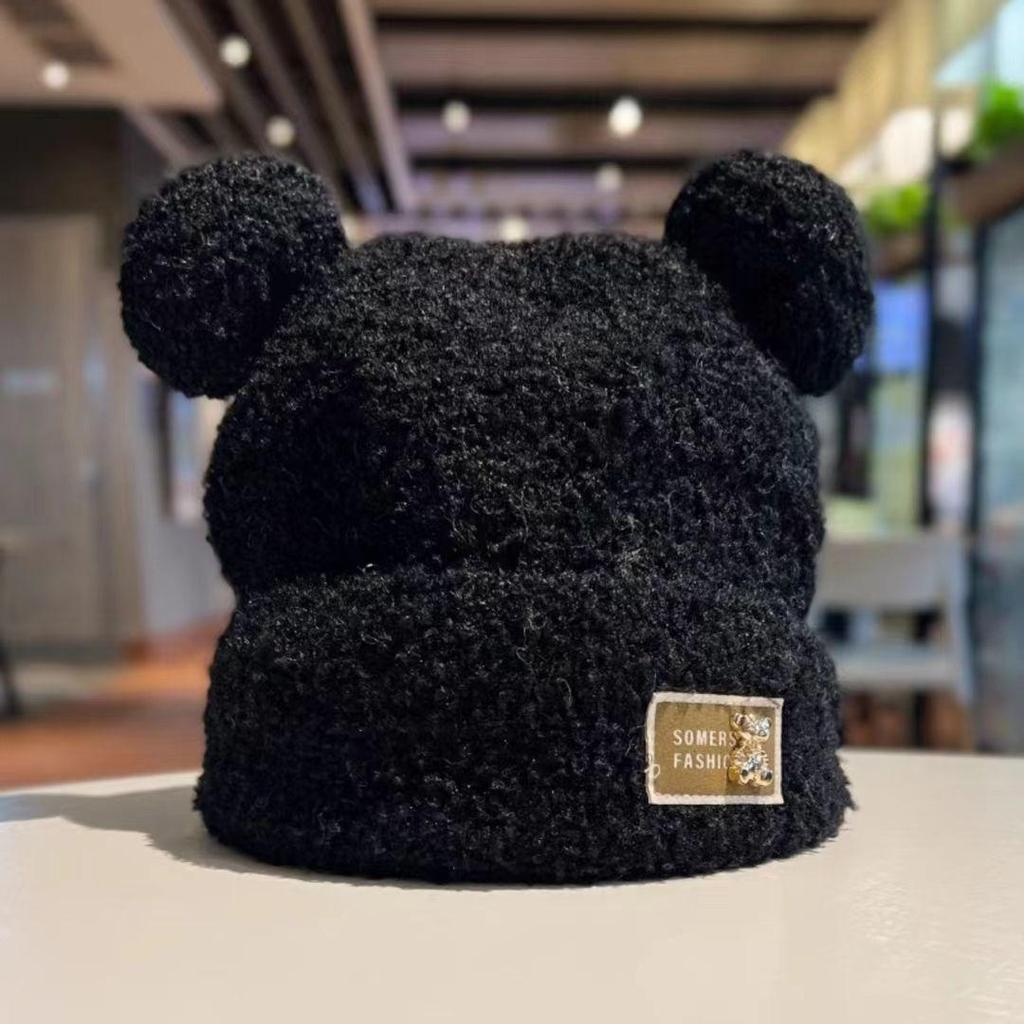 Autumn and winter thickened soft waxy warm cold ear protection cold hat Korean version of metal cute bear plush knitted versatile model
