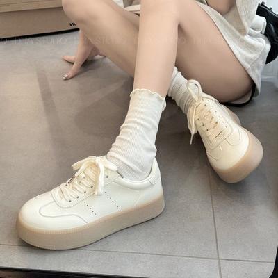 Chaussures blanches rétro à semelles épaisses et à hauteur intérieure augmentant pour femmes, polyvalentes pour les déplacements, décontractées et sportives