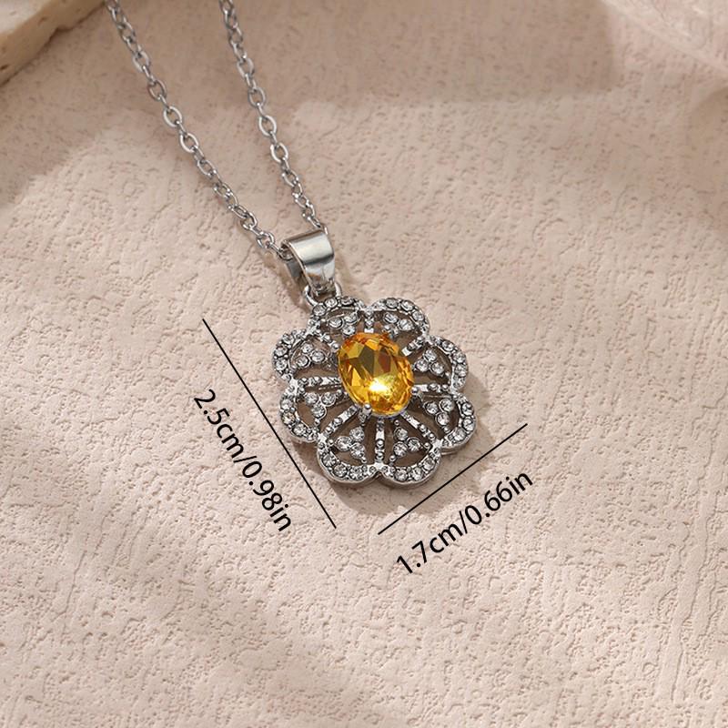 

Dragon and Cross-Border Floral Zircon Necklace - Luxury Diamond Pendant for Women срібний/жовтий