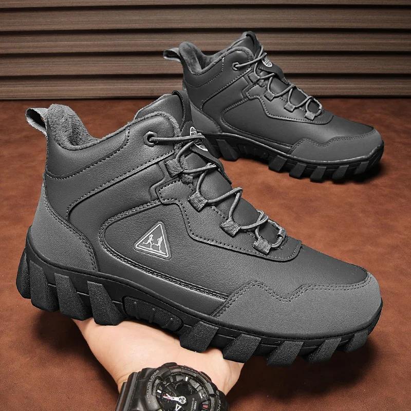 

Кроссовки для мужчин 2025 новые зимние ботильоны мужские повседневные зимние туфли модные нескользящие уличные мужские безопасная рабочая одежда обычная кожа 39 чёрный