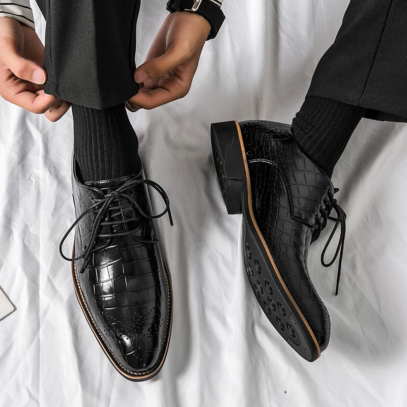 Luxury Fashion Mens Designer Leather Brand Casual Formal Oxford Wedding Dress Loafers Man Moccasin Male Footwear Shoes for Men