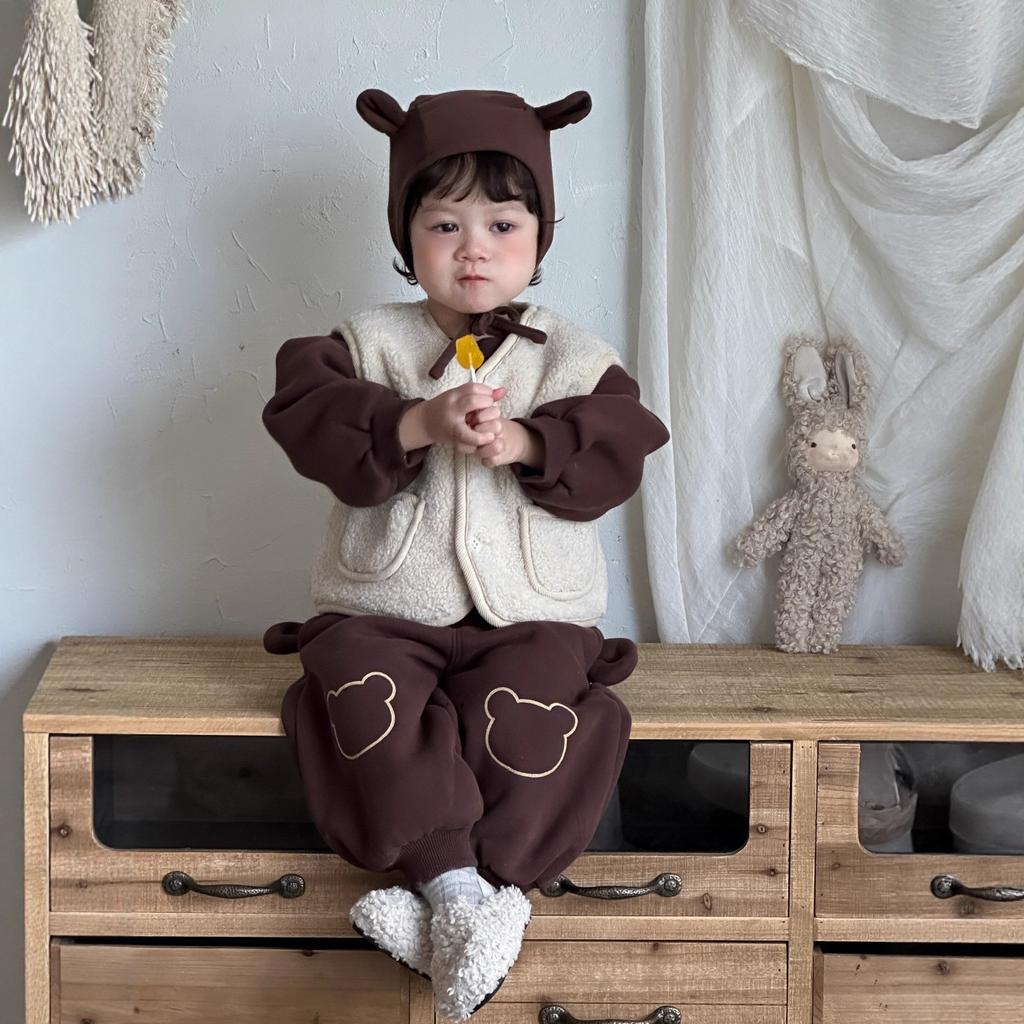 Children's Clothing Autumn and Winter New Baby Plush Vest Jacket Children's Clothing Boys Thickened Sweater Set