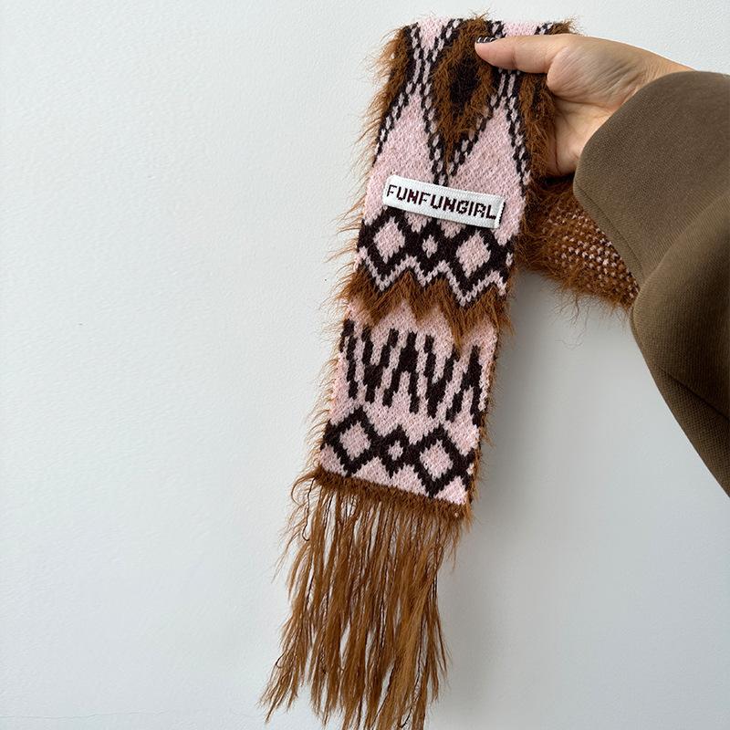 New Korean Version Ins Warm Retro Scarf Women's Autumn and Winter Versatile Fashion Student High-end Knitted Small Scarf