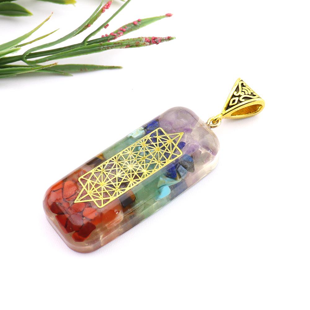 Seven-Color Gravel Necklace: Resin-Encapsulated Natural Stone Pendant N756