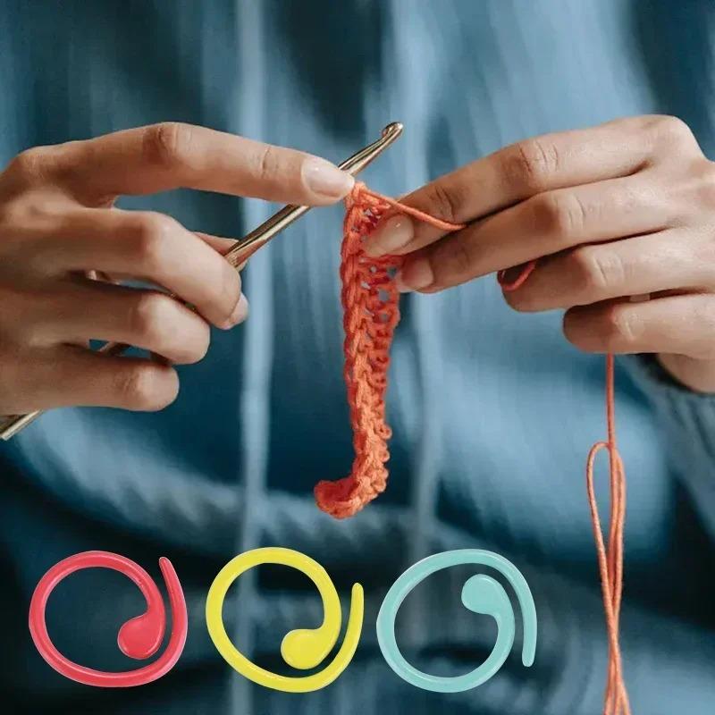 Metal Stitch Markers Helical-Shaped Crochet Markers Ring Multicolor Crochet Locking Markers for Knitting and Crocheting (Multico