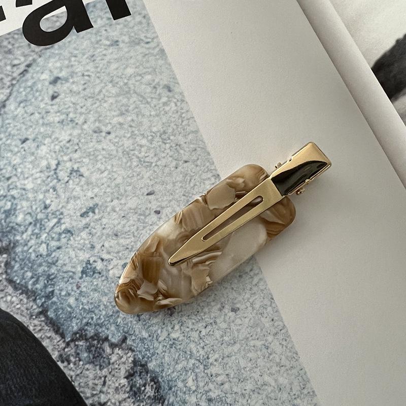 Clips de Păr din Acetate Stil Coreean Fără Șifonare pentru Femei - Accesoriu Elegant pentru Breton Lateral și Machiaj