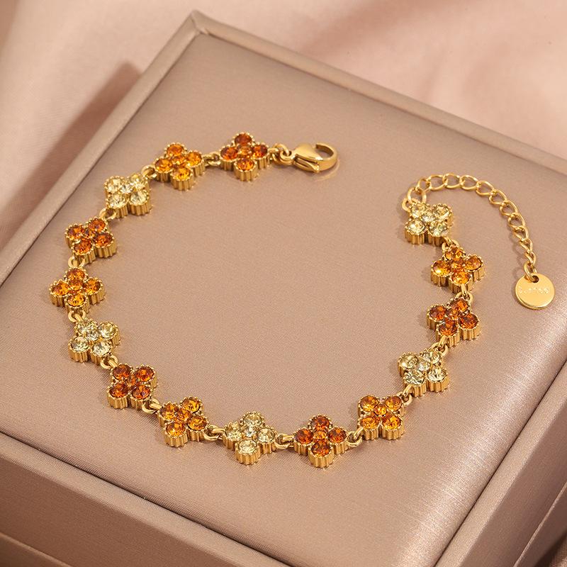 Popular bracelet, titanium steel does not fade, love zircon bracelet, high-end female light luxury niche bracelet, bracelet.