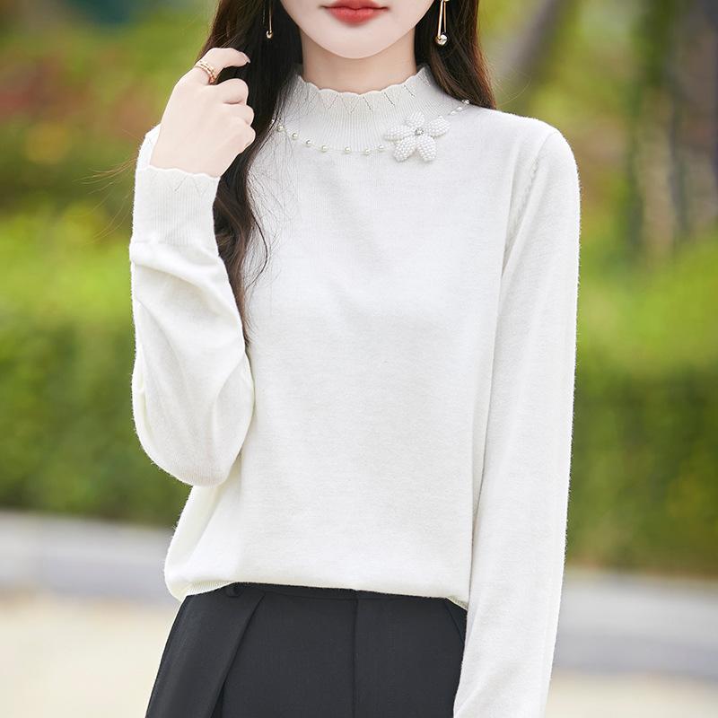 A Unique Semi-high Neck Floral Beaded Knitted Base Layer for Women's New Style, Gentle Spring and Autumn