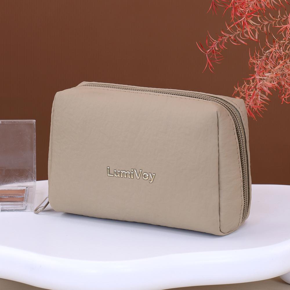 Portable Luxury Cosmetic Storage Bag Waterproof Lightweight Mini Makeup Pouch for Women Travel Lipstick Toiletry Organizer