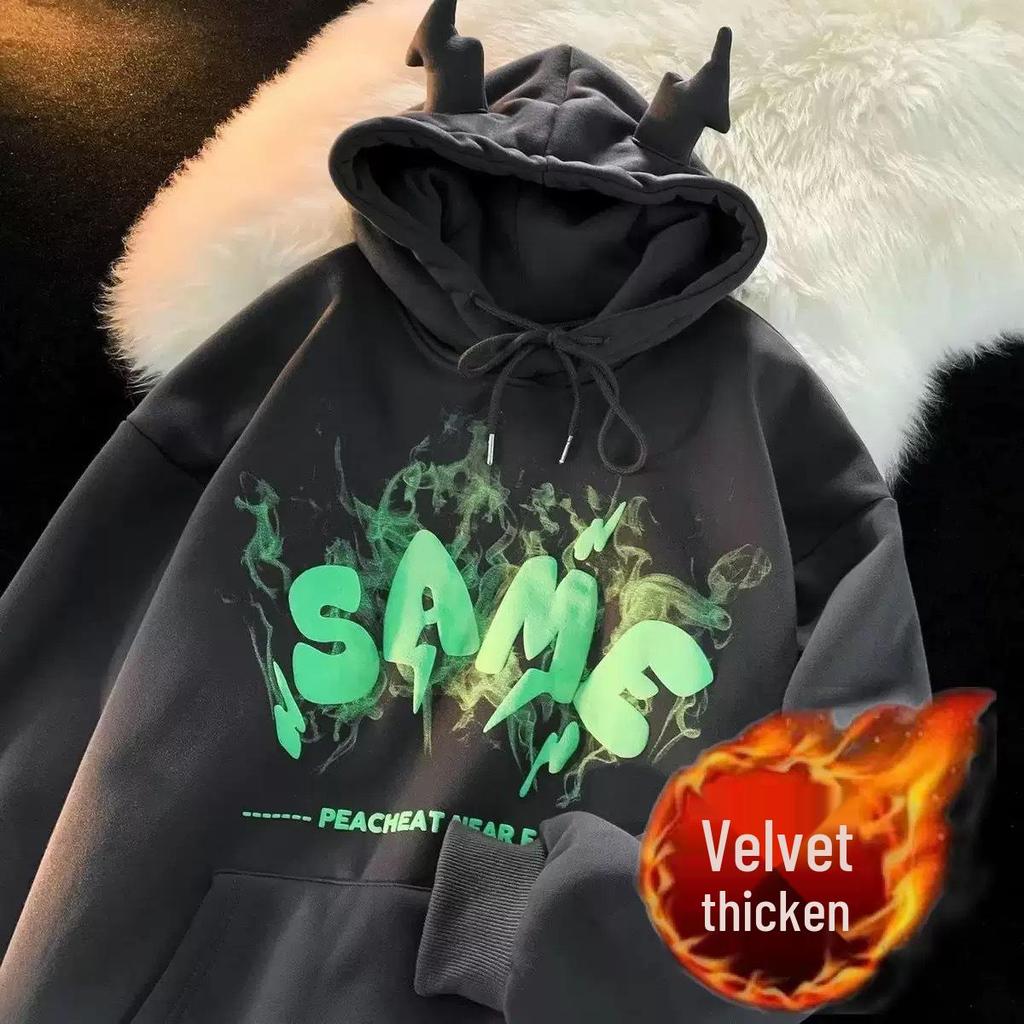 Unisex Graffiti Hooded Sweatshirt with Puff Print - Niche Cute Style, Thin Plus Velvet, Perfect for Autumn and Winter Couples.