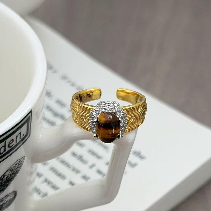 Light Luxury Niche Design Sense Medieval Geometric Imitation Tiger'S Eye Stone Ring Female Retro Stacking Wearing Exquisite Personalized Ring