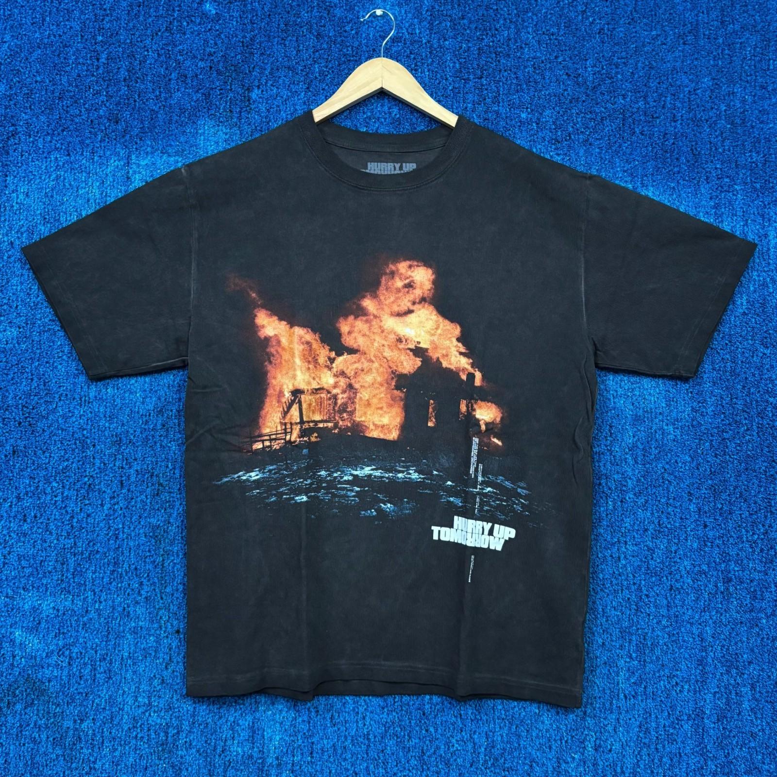The Weeknd Hurry Up Tomorrow Album Graphic Rap Tee size Large S