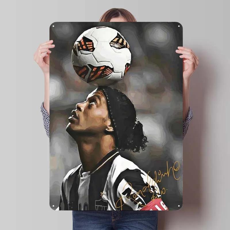 Ronaldinho Sign Sportposter Metallväggkonst av Muraler Vintage Metallplåtskylt Plakett för Väggkonstdekoration Mank Cave Retro Hem