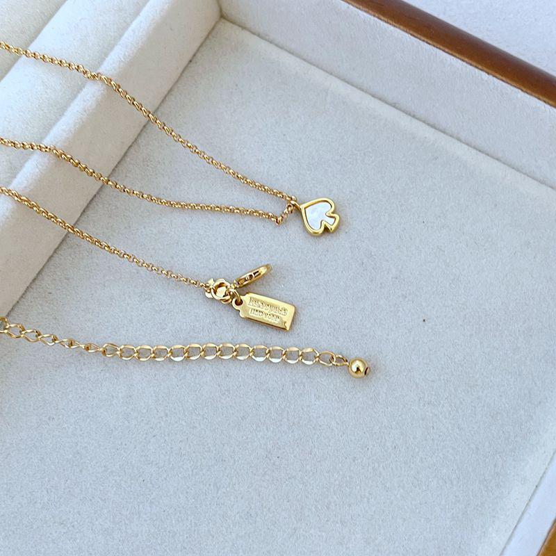 Elegant European & American Shell-Inlaid Spade Metal Necklace