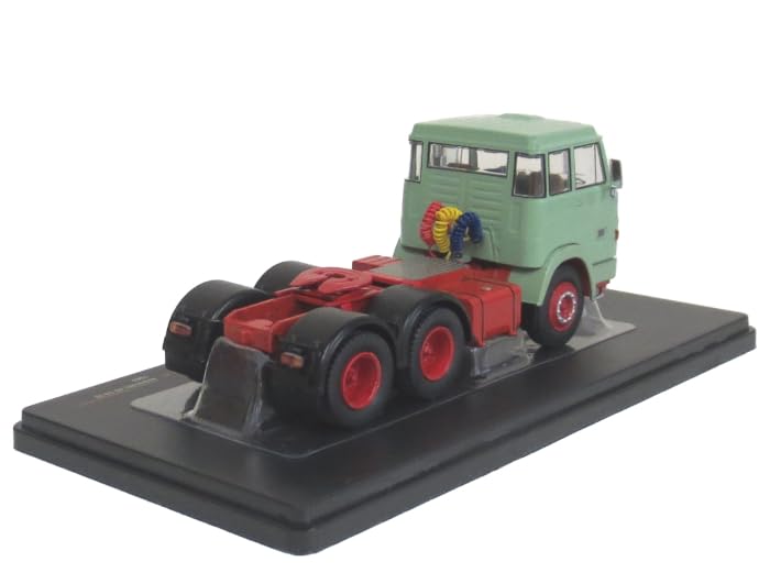 Ixo Model B Henschel HS 19 TS 66 Green TR151 1/43