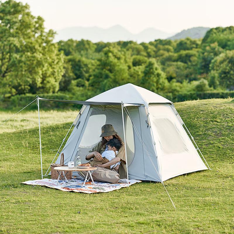 Mobigarden Zero-Movement Automatic Pop-Up Blackout Tent