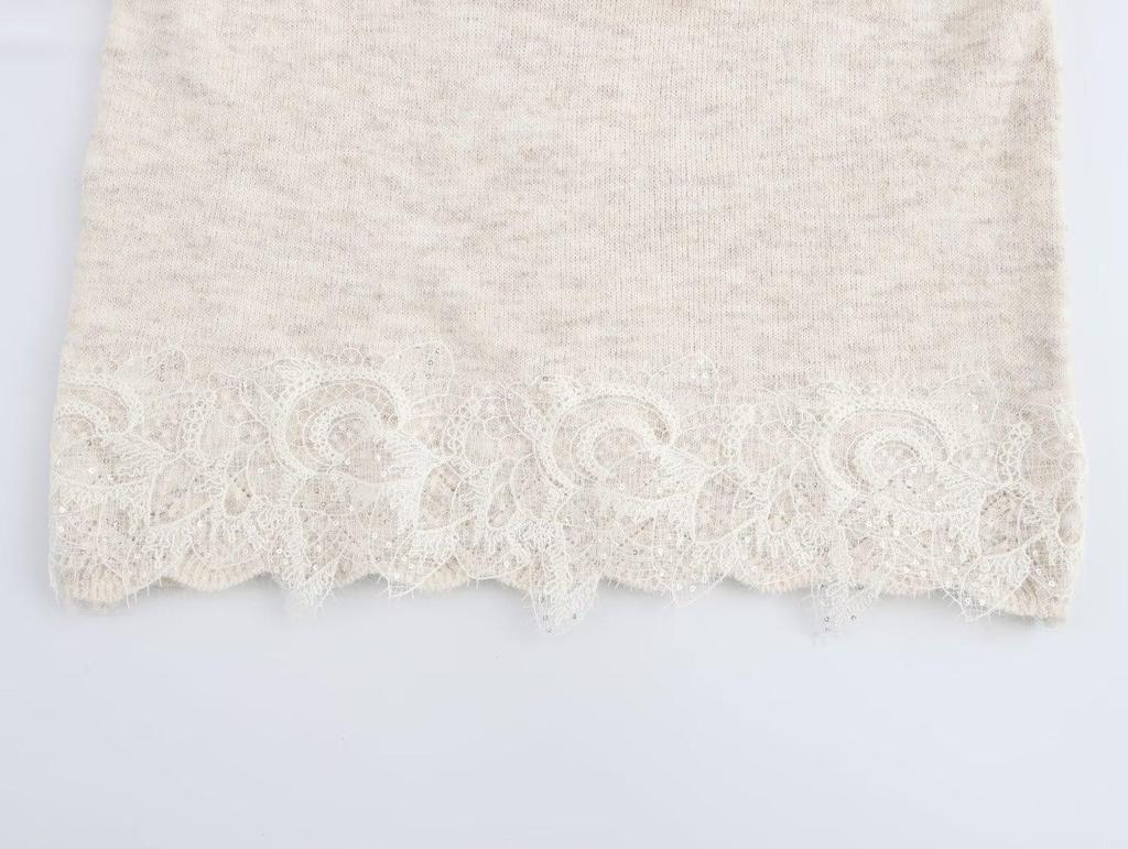 2025 Spring Women's Lace Trim V-Neck Reversible Knitted Pullover Sweater - Euro-American Style Fashion