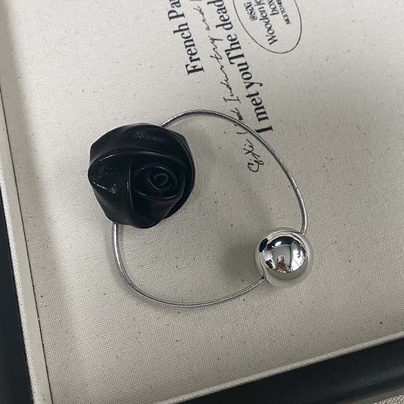 

Корейская серебристого цвета резинка для волос с розой, высокоэластичная, с крупной круглой бусиной, веревка для волос для женщин, аксессуар для волос для завязывания, ювелирные подарки