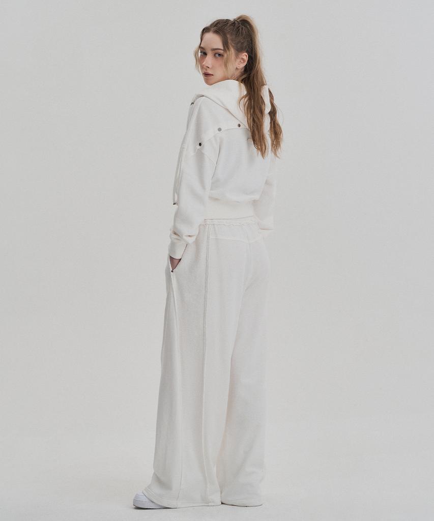 Jenyujeu Studded Button Pants - White