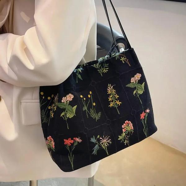 WTEMPO Embroidered Commuter Women's Bags Large-capacity Canvas Bags Casual Fashionable Tote Bags Simple All Seasons Single Shoulder Bags