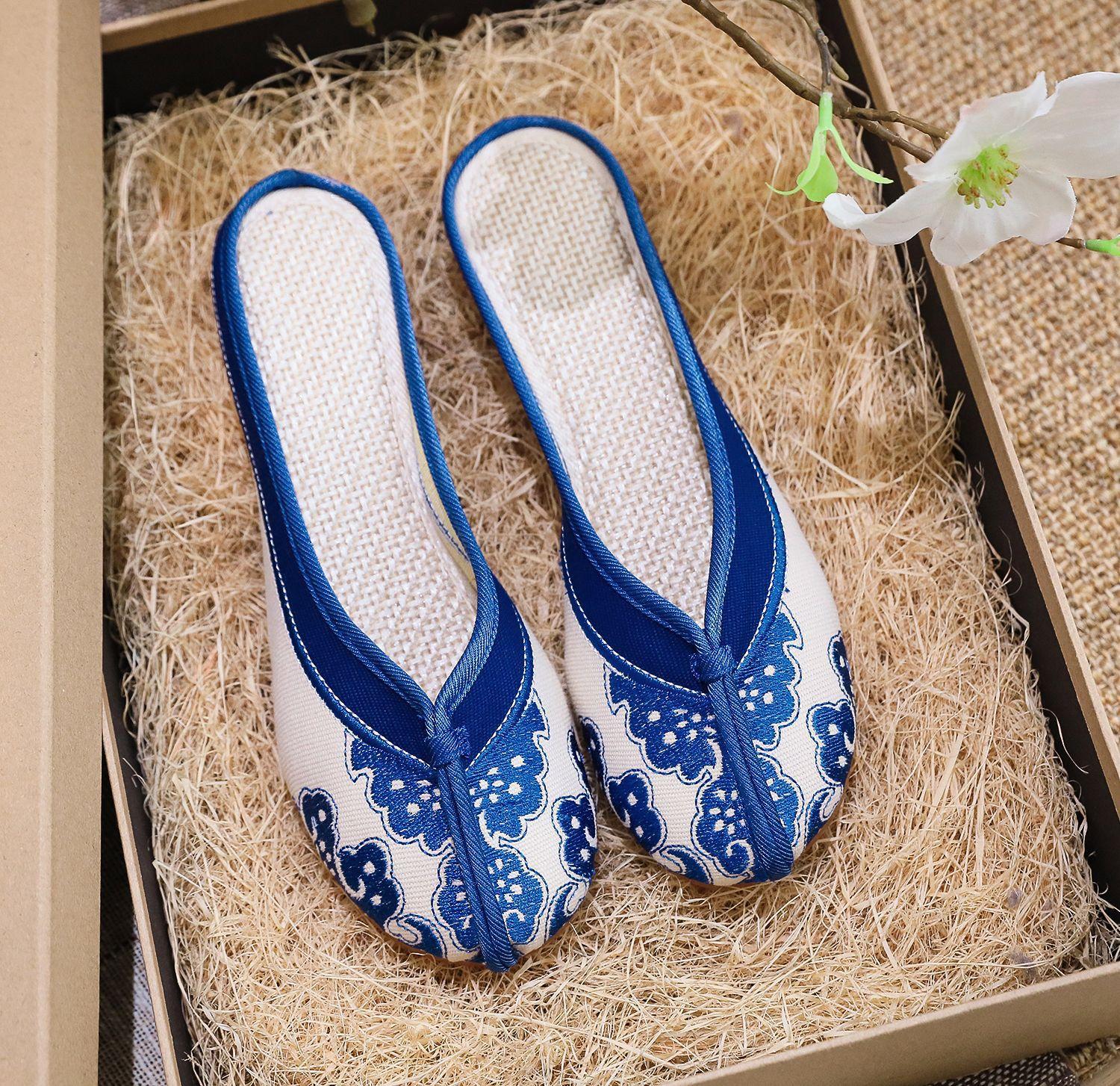 

Тапочки, синие и белые фарфоровые ретро-туфли с вышивкой из ткани, тапочки из ткани, летние модные тапочки для женщин 42
