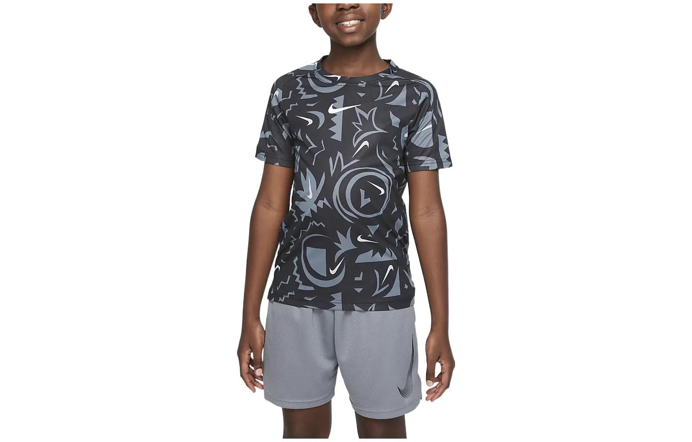 

Nike Kids T Shirts Crew Neck Moderate DM8549-010 S