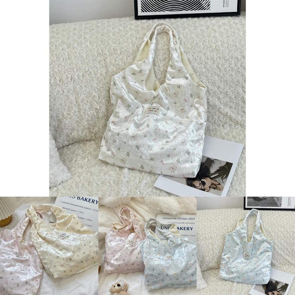 Elegant Pearl Shimmer Bear Print Silk Shoulder Bag For Women With Large Capacity
