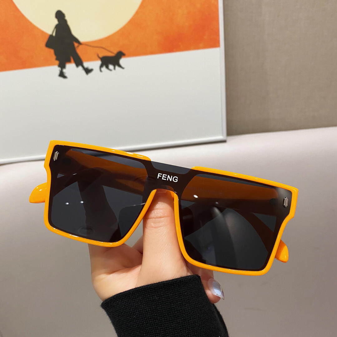 

Premium New ladies Square Frame Integrated Sunglasses Fashion Trendy Punk Style Street Photography Glasses Sunscreen Sun Glasses 1PC