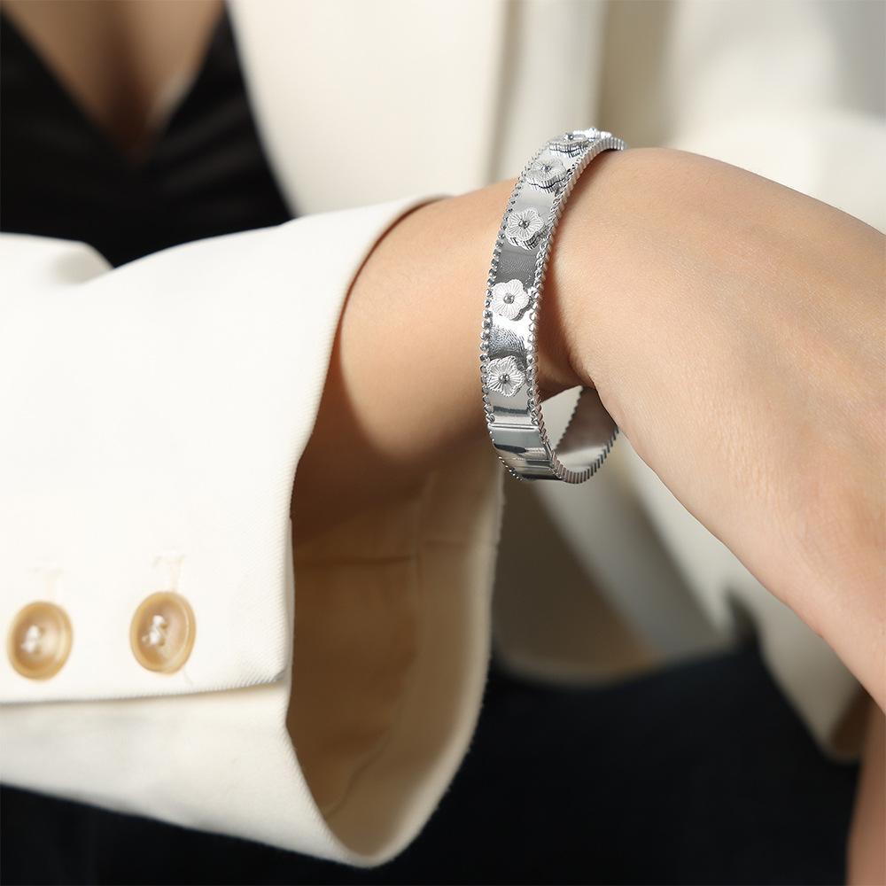 Модный Новый Дизайн Браслет из Нержавеющей Стали Металл Золото Серебро Цветок Пятилистник Высокое Качество Женский Характер Подарок Клевер