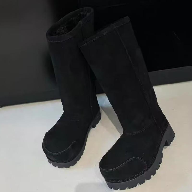 Fashion Trendy Chunky Platform Snow Boots, Brown Suede Short Ankle Boots, Stylish Winter Fashion Shoes