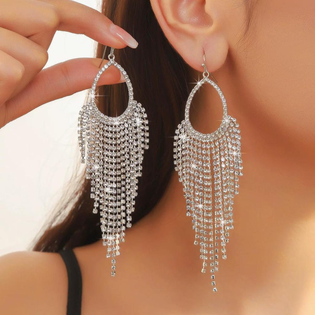 New Korean super flash high-end rhinestone claw chain earrings, atmospheric water drop temperament exaggerated bridal fringed earrings
