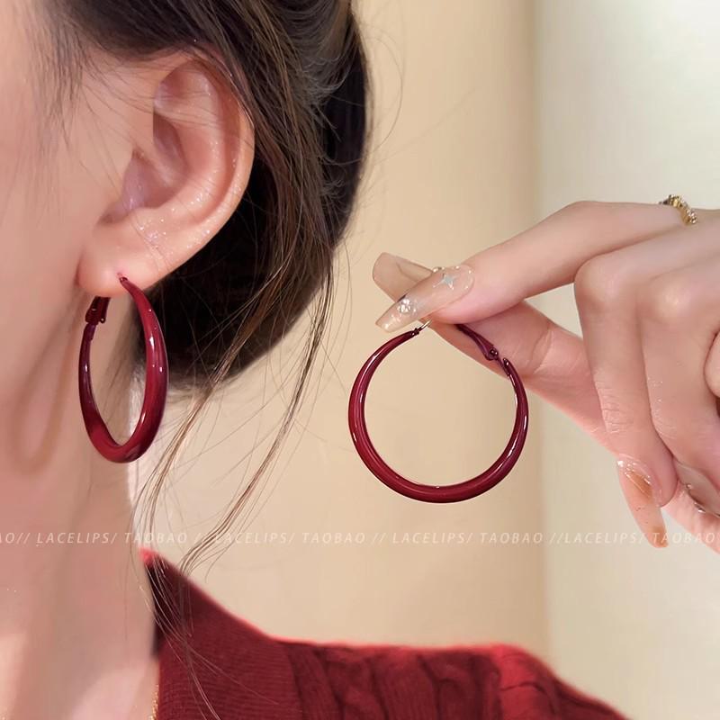 Ankola Red Hoop Earrings: Versatile, Exaggerated Autumn/Winter Style for Women