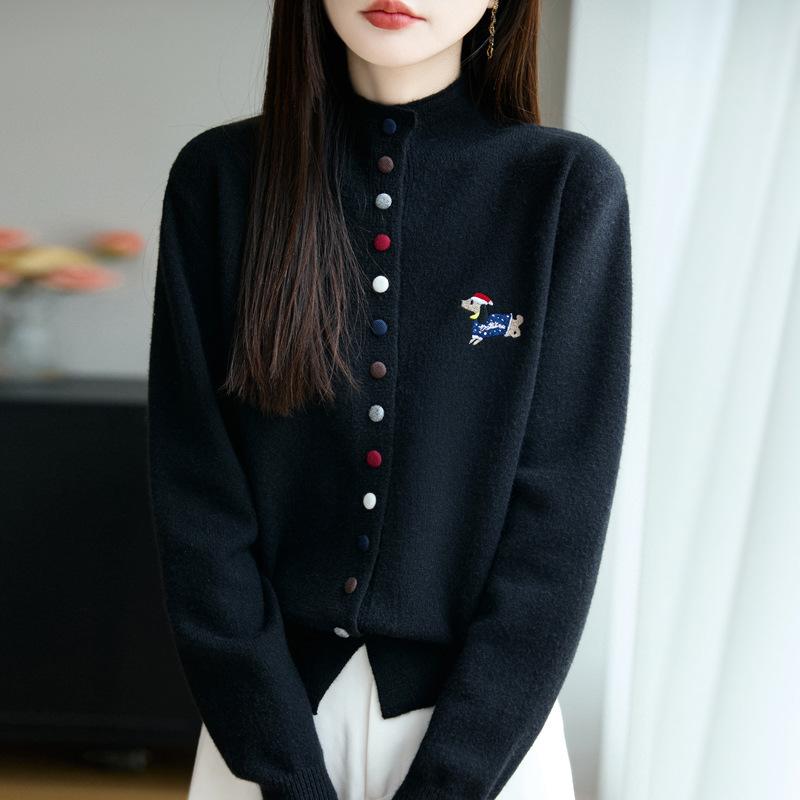 

Новый осенне-зимний кардиган полувысокой горловины, вязаный, с длинным рукавом, женский, многоцветный, с вышивкой собаки, свободный свитер XXL чёрный