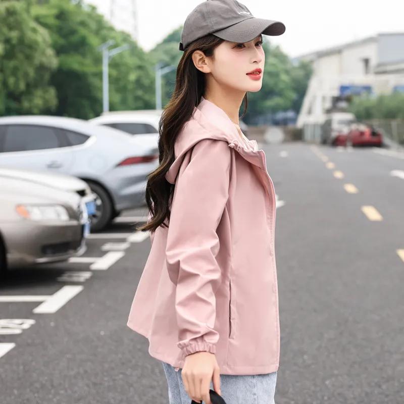 

Spring and Summer Thin Women s Jacket New Soft Shell Single Layer Hooded Versatile Jacket L рожевий