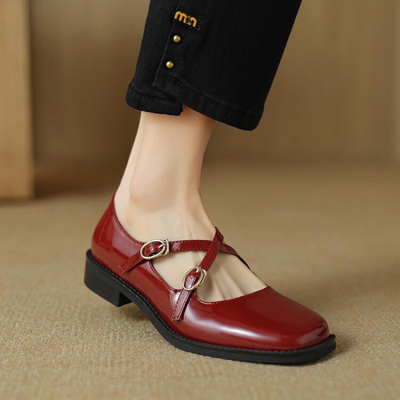 New comfortable patent leather single shoes square head low heel large size shoes red small leather shoes low top shallow mouth square heel women's si
