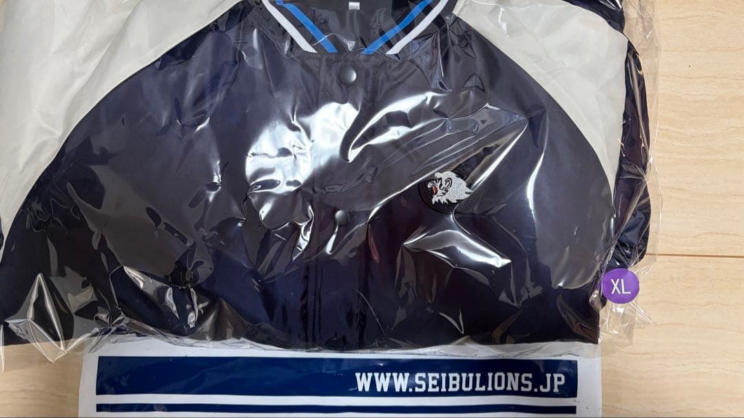 [USED] Saitama Seibu Lions 2026 Fan Club Perk: Stadium Jumper (XL)