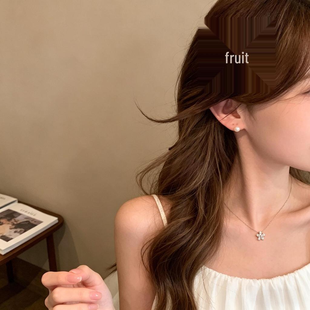 Exquisite Sparkling Diamond Flower Hair Clip for Women – Elegant Side Hair Accessory
