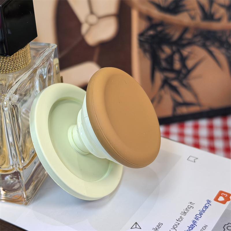 Sweet Macaron Magnetic Airbag Holder: Foldable Telescopic Finger Ring Stand