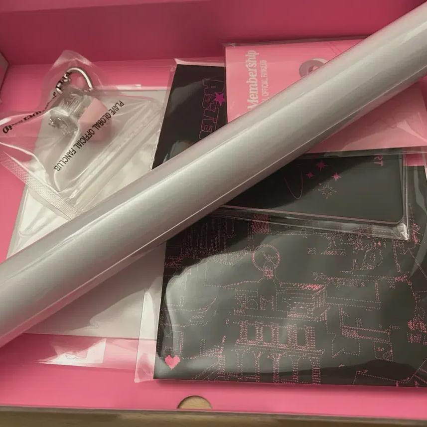 

Plave Фан-клуб Второй Кит Неоткрытый