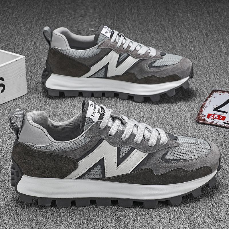 Herenschoenen 2024 herfst nieuw mesh ademend Hong Kong stijl niche heren vrijetijds sport hardlopen Forrest Gump papa trendy schoenen