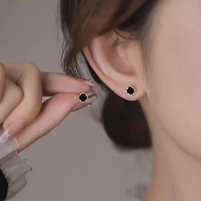 925 Sterling Silver Black Square Earrings for Women - Elegant, High-End, Comfortable for Sleeping