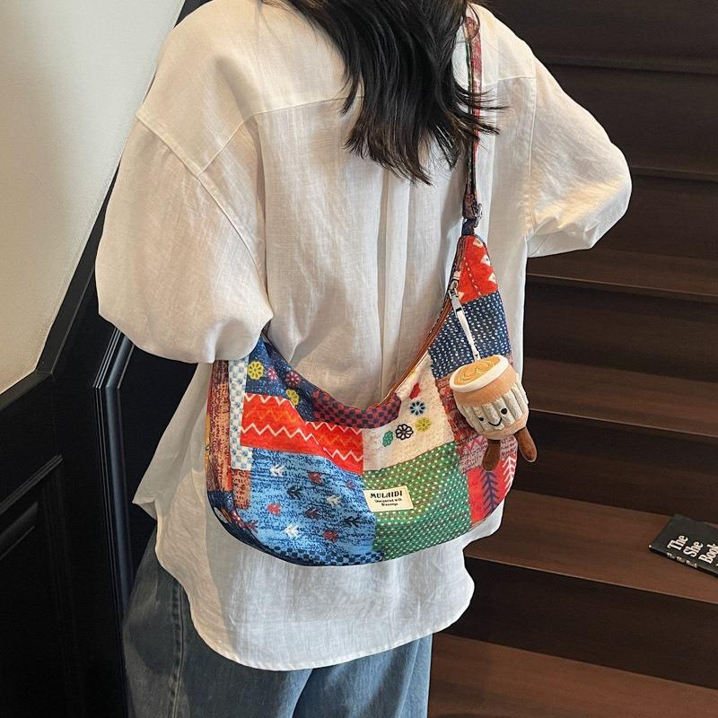 Cloth bag women's new large-capacity bag casual contrasting color shoulder messenger bag niche commuter dumpling bag