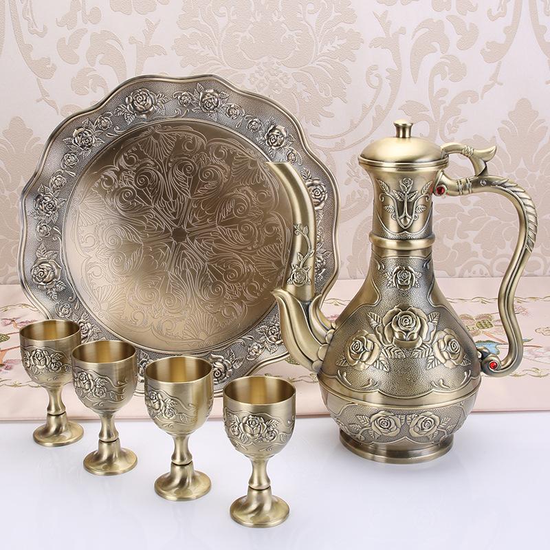 Baijiu cup set, household wine set, small wine glass, European metal wine jug,  dispenser, high-end ornament