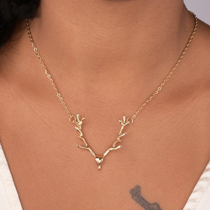 Cute Christmas Deer Reindeer Elk Stag Horn Antler Pendant Necklace Chain Choker Cute Christmas Deer Reindeer Elk Stag Horn Antler Pendant Necklace Chain Choker