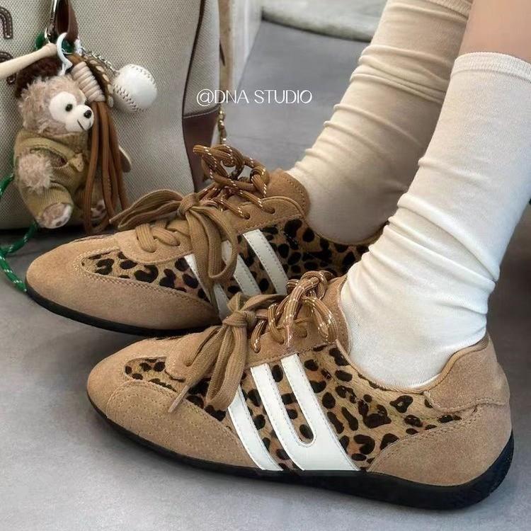 Retro Leopard Print Lace-up German Training Shoes Women's 2025 Early Autumn New Bo Bottom Inner Height-increasing Racing Shoes Sports Casual Shoes