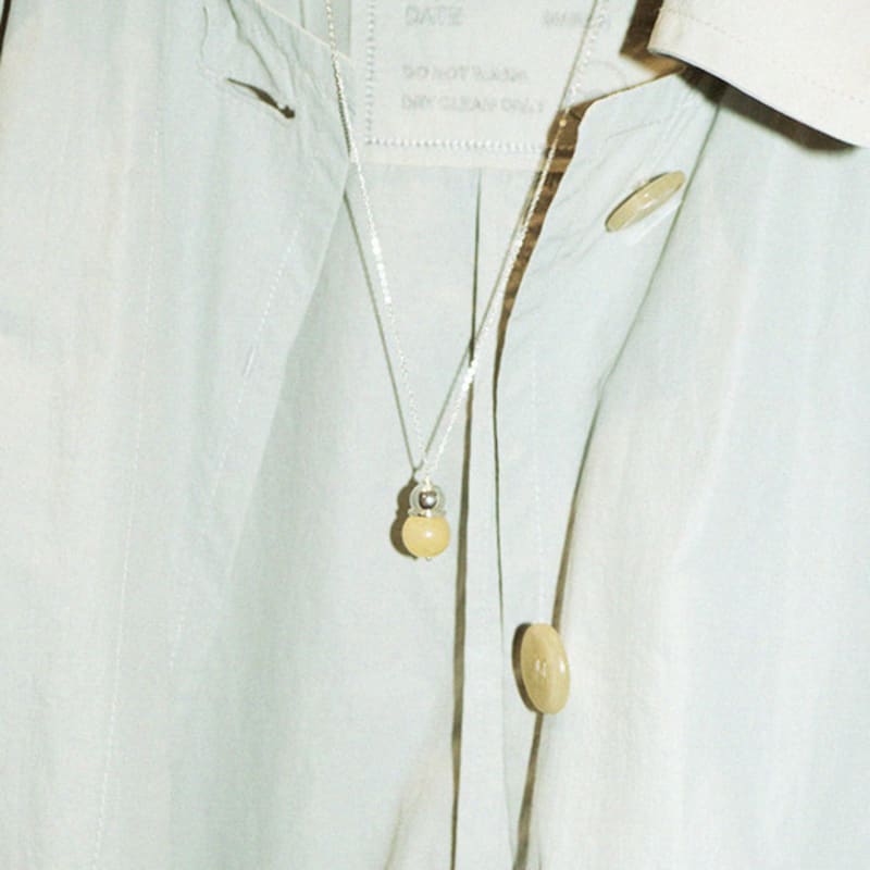 

neateun Huea Necklace (yellow) 70-78cm