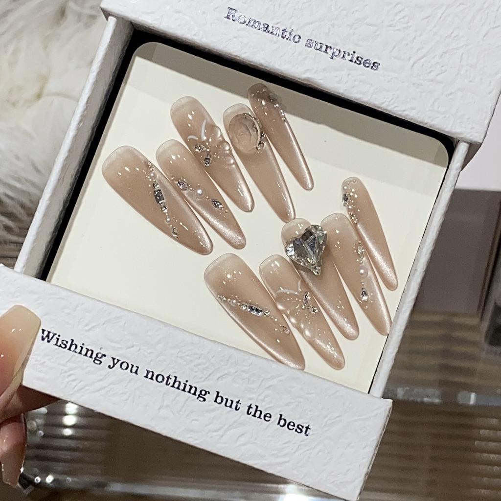 Oblique Pearl Broken Diamond Three-dimensional Butterfly Special Shape Crooked Heart Drill Western Region Butterfly Patch Wear Armor